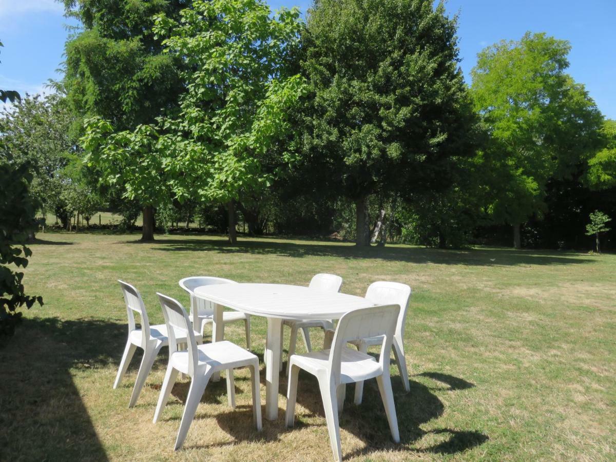Gite Des Basses Touches Villa Moitron-sur-Sarthe Exterior photo